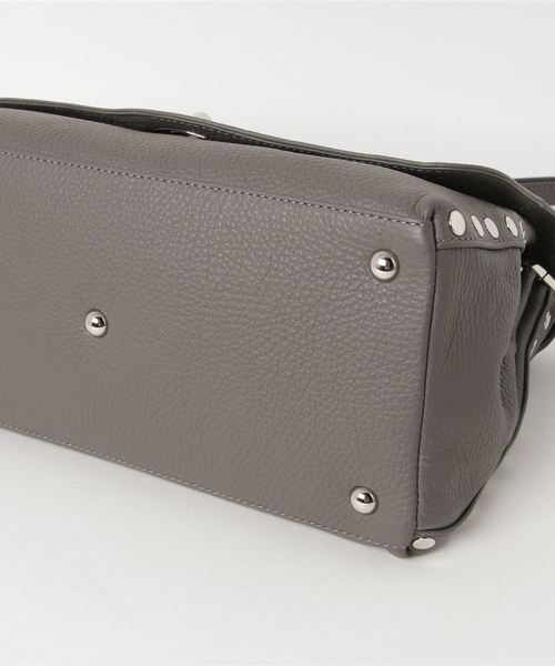 ZANELLATO（ザネラート）の「ZANELLATO バッグ"POSTINA S"（ショルダーバッグ・レディース・ブラック/グレー・FREE）」の4枚目の写真