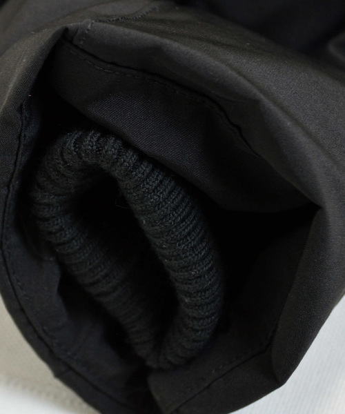 SONTAKU(ソンタク)の「【MonoMax掲載商品】HINSON/ヒンソン/EXPEDITION DOWN JACKET(ダウンジャケット/コート・メンズ・レッド/ブラック/ベージュ/ネイビー・MEDIUM/LARGE/SMALL/X-LARGE)」の17枚目の写真