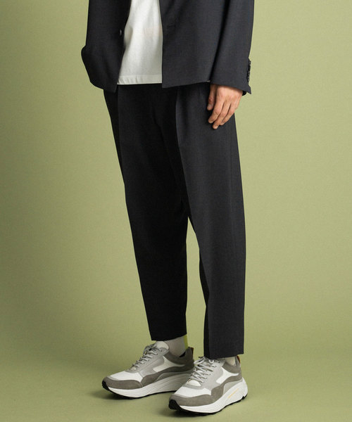UNITED TOKYO（ユナイテッドトウキョウ）の「リネンライクアンクルテーパードスラックス（スラックス・メンズ・ベージュ/グレー/ブラック・1/2/3）」の3枚目の写真