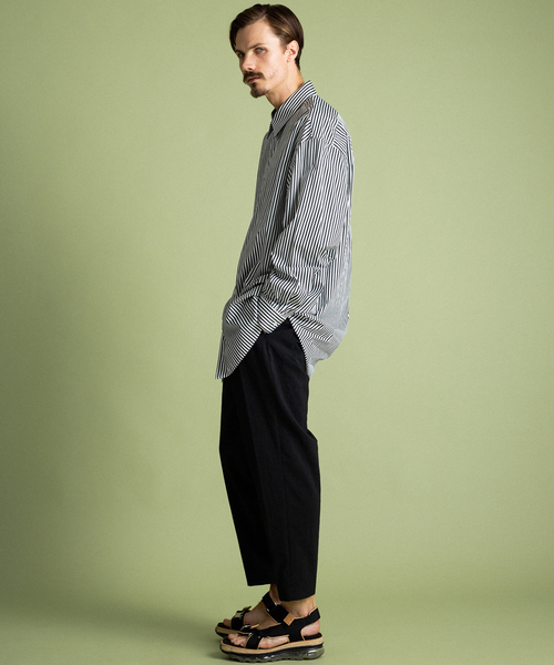 UNITED TOKYO（ユナイテッドトウキョウ）の「リネンライクアンクルテーパードスラックス（スラックス・メンズ・ベージュ/グレー/ブラック・1/2/3）」の5枚目の写真