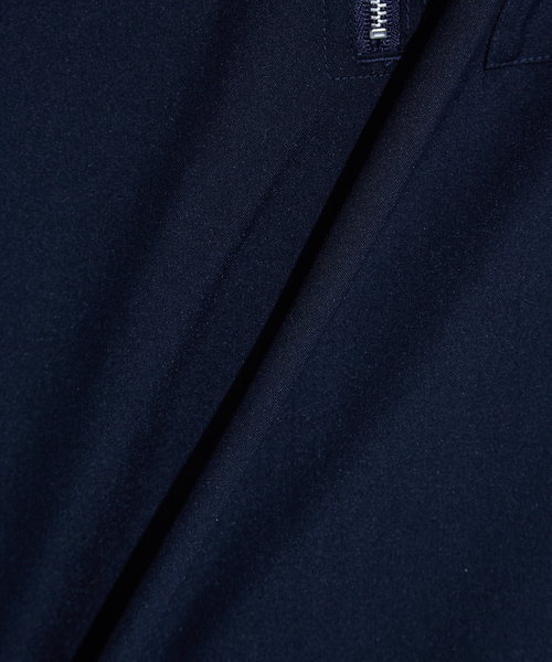 ABAHOUSE GRAY(アバハウスグレイ)の「【展開店舗限定】TRストレッチハーフジップシャツ(シャツ/ブラウス・メンズ・ベージュ/パープル/ネイビー/グレー/ブラック・46/48)」の7枚目の写真