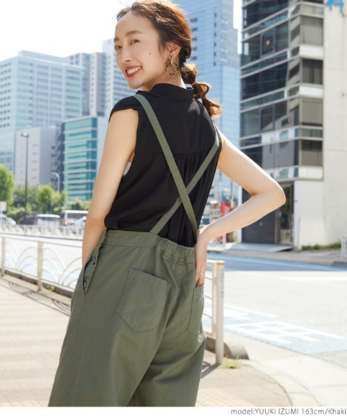 coca(coca)(コカ)の「バッククロスチノサロペット(サロペット/オーバーオール・レディース・ブラック/カーキ/アイボリー・ONE SIZE)」の18枚目の写真