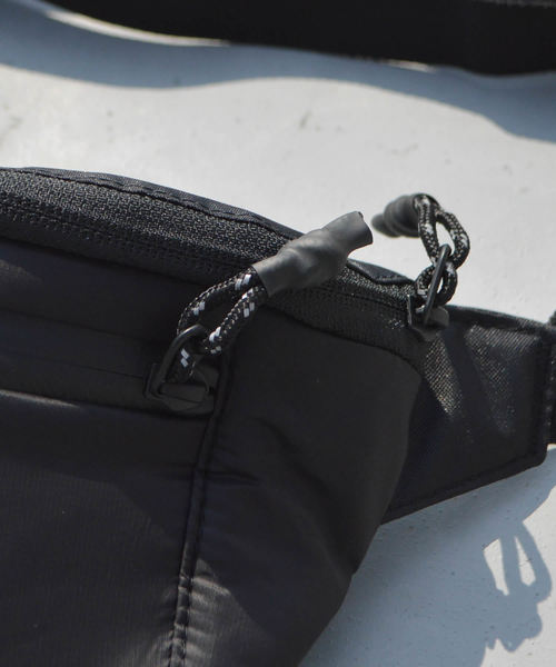 Timberland(ティンバーランド)の「Timberland/ティンバーランド RECOVER WAIST PACK(ボディバッグ/ウエストポーチ・メンズ・ブラック・ONE SIZE)」の6枚目の写真