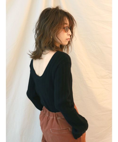 Ungrid（アングリッド）の「ランダムリブバックオープンニット（ニット/セーター・レディース・オフホワイト/ブラック/モカ・FREE）」の10枚目の写真