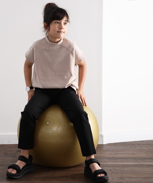 classicalelf(クラシカルエルフ)の「スタンダードワイド・ルーズテーパードタック入りレギュラーパンツ(フルレングス)(スラックス・レディース・ベージュ/ブラック/テラコッタ/ライトベージュ/グリーン/キャメル・SMALL/MEDIUM/LARGE/X-LARGE)」の10枚目の写真