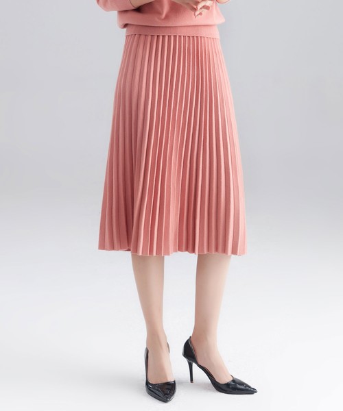 SAISON DE PAPILLON（セゾンドパピヨン）の「ミモレ丈ニットプリーツ