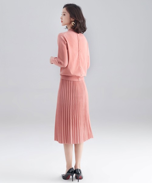 SAISON DE PAPILLON（セゾンドパピヨン）の「ミモレ丈ニットプリーツ