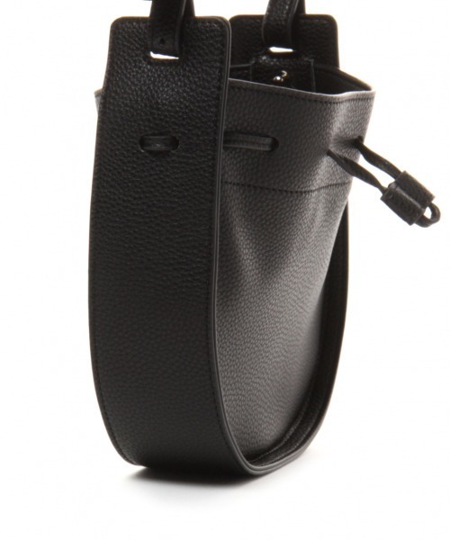 LOWRYS FARM(ローリーズファーム)の「2WAYスクイーズショルダー 854635(ショルダーバッグ・レディース・ブラック/ブラウン・FREE)」の11枚目の写真