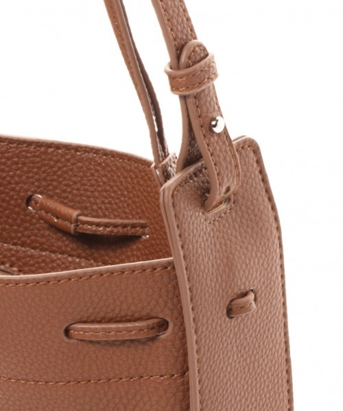 LOWRYS FARM(ローリーズファーム)の「2WAYスクイーズショルダー 854635(ショルダーバッグ・レディース・ブラック/ブラウン・FREE)」の7枚目の写真