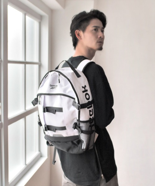 ｒｅｅｂｏｋ リ ボック セール バッグ サイドロゴ２ベルトリュックサック バックパック リュック Reebok リーボック のファッション