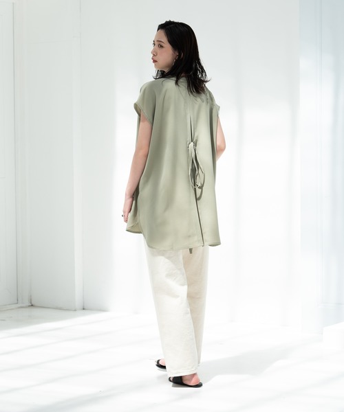 Aunt Marie's（アントマリーズ）の「AUNT MARIE'S ハーフスリーブバックスリットシャツ（シャツ/ブラウス・レディース・ライトパープル/ベージュ/ホワイト/ライトグリーン/ブラック・FREE）」の19枚目の写真