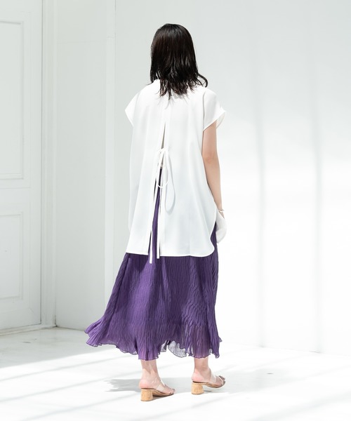 Aunt Marie's（アントマリーズ）の「AUNT MARIE'S ハーフスリーブバックスリットシャツ（シャツ/ブラウス・レディース・ライトパープル/ベージュ/ホワイト/ライトグリーン/ブラック・FREE）」の8枚目の写真