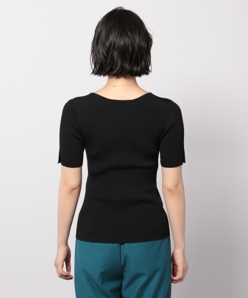 PAGEBOY（ページボーイ）の「スクエアショートスリーブリブニット（ニット/セーター・レディース・ブラック/オフホワイト/レッド系その他/グレイッシュベージュ・FREE）」の16枚目の写真