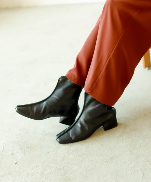 VACANCY（ヴァカンシー）の「パイピングショートブーツ（ブーツ・レディース・ブラック/グレー系その他/ブラウン・LARGE/MEDIUM/SMALL）」の19枚目の写真