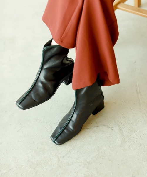 VACANCY（ヴァカンシー）の「パイピングショートブーツ（ブーツ・レディース・ブラック/グレー系その他/ブラウン・LARGE/MEDIUM/SMALL）」の20枚目の写真