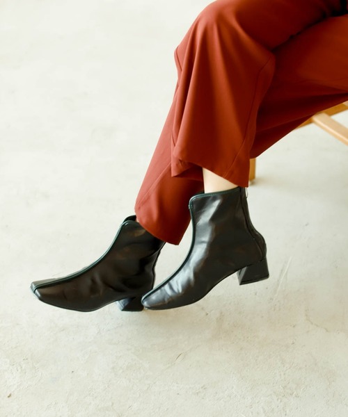 VACANCY（ヴァカンシー）の「パイピングショートブーツ（ブーツ・レディース・ブラック/グレー系その他/ブラウン・LARGE/MEDIUM/SMALL）」の21枚目の写真