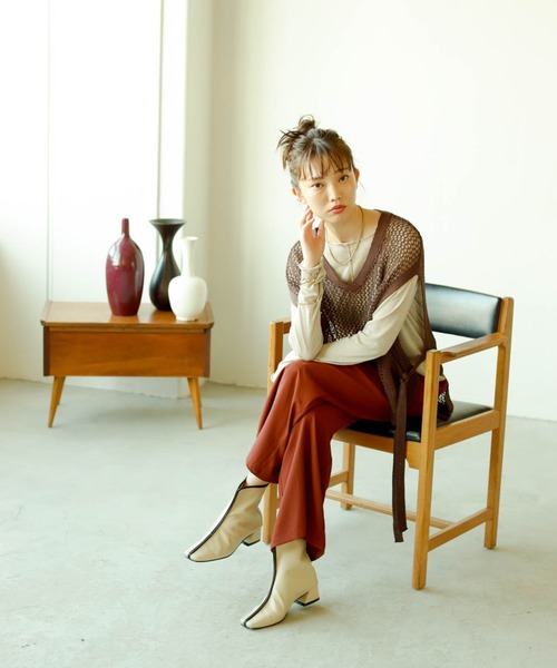 VACANCY（ヴァカンシー）の「パイピングショートブーツ（ブーツ・レディース・ブラック/グレー系その他/ブラウン・LARGE/MEDIUM/SMALL）」の17枚目の写真