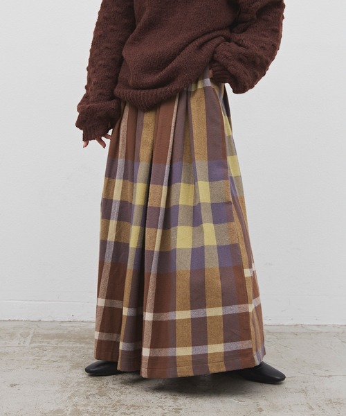 Libra Cue(リブラ キュー)の「ビックチェックボリュームスカート(スカート・レディース・ブラック/レッド/イエロー・FREE)」の14枚目の写真