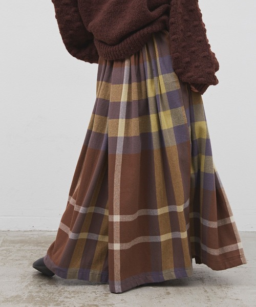 Libra Cue(リブラ キュー)の「ビックチェックボリュームスカート(スカート・レディース・ブラック/レッド/イエロー・FREE)」の16枚目の写真