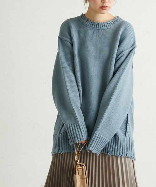 natural couture（ナチュラルクチュール）の「【WEB限定カラー有り】アウトシームダメージニット（ニット/セーター・レディース・ブラック/ベージュ/オレンジ/アイボリー/ブルー・FREE）」の9枚目の写真