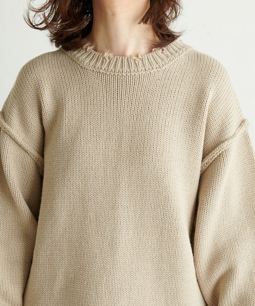 natural couture（ナチュラルクチュール）の「【WEB限定カラー有り】アウトシームダメージニット（ニット/セーター・レディース・ブラック/ベージュ/オレンジ/アイボリー/ブルー・FREE）」の15枚目の写真