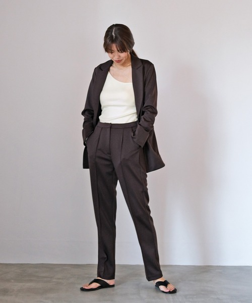 AKTE（アクテ）の「カップインランダムストラップキャミソール（キャミソール・レディース・ホワイト/ブラック/ベージュ/コーラルピンク・FREE）」の15枚目の写真