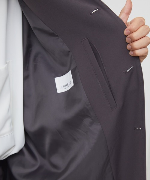 JUNRED（ジュンレッド）の「【セットアップ対応】スムースタッチドルマンステンカラーオーバーコート（ステンカラーコート・メンズ・ブルー系その他6/ベージュ/ブラウン/ブラウン系その他2/ブラック・M/L/S）」の16枚目の写真