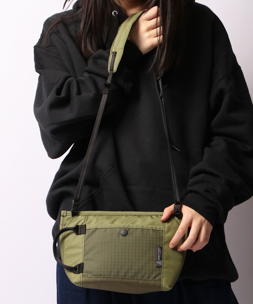 MEI（メイ）の「MEI Scrambler INNER PKT BAG スクランブラーインナーポケットバッグ（ショルダーバッグ・メンズ・ライトブラウン/ブラック/オリーブドラブ/ネイビー・FREE）」の17枚目の写真