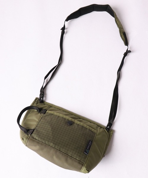 MEI（メイ）の「MEI Scrambler INNER PKT BAG スクランブラーインナーポケットバッグ（ショルダーバッグ・メンズ・ライトブラウン/ブラック/オリーブドラブ/ネイビー・FREE）」の22枚目の写真