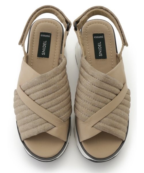 emmi（エミ）の「【emmi atelier】ONLINE限定emmi×SNIDELスニーカーソールサンダル（サンダル・レディース・アイボリー/ブラック/ベージュ・36/37/38）」の11枚目の写真