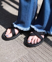 【TEVA/テバ】 VOYA SLIDEサンダル◆