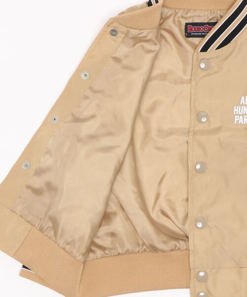 RODEO CROWNS WIDE BOWL(ロデオクラウンズワイドボウル)の「キッズ PARK STADIUM ブルゾン(ブルゾン・キッズ・ブラック/ベージュ/ピンク・110/120/130/140)」の5枚目の写真