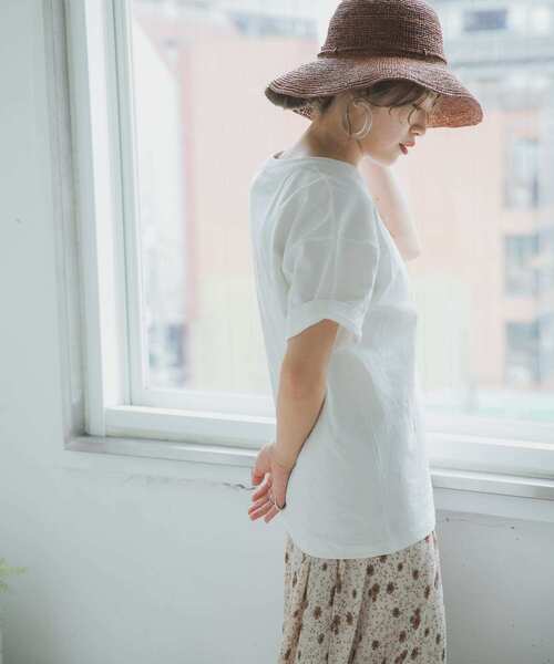 ITEMS URBANRESEARCH(アイテムズ アーバンリサーチ)の「ルーズ半袖Tシャツ(Tシャツ/カットソー・レディース・オフホワイト/イエロー/スミクロ/モカ・FREE)」の5枚目の写真