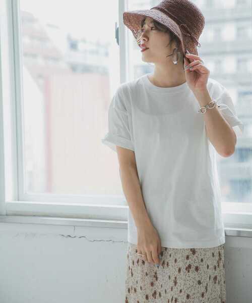 ITEMS URBANRESEARCH(アイテムズ アーバンリサーチ)の「ルーズ半袖Tシャツ(Tシャツ/カットソー・レディース・オフホワイト/イエロー/スミクロ/モカ・FREE)」の6枚目の写真