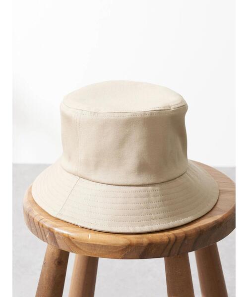 earth music&ecology（アースミュージックアンドエコロジー）の「ツイルバケットハット ＊（キャップ・レディース・ブラック/ベージュ・FREE）」の4枚目の写真