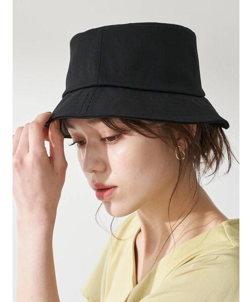 earth music&ecology（アースミュージックアンドエコロジー）の「ツイルバケットハット ＊（キャップ・レディース・ブラック/ベージュ・FREE）」の6枚目の写真
