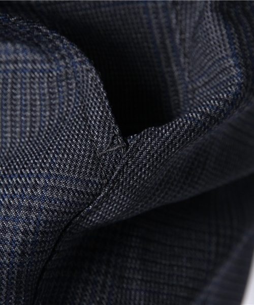 WHO'S WHO gallery（フーズフーギャラリー）の「【GIGGER】ウールチェックパンツ（その他パンツ・メンズ・ネイビー/チャコールグレー・MEDIUM/LARGE）」の12枚目の写真