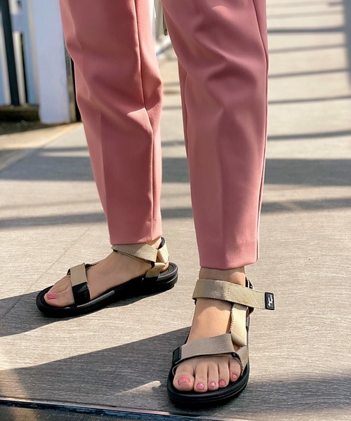 Sugar Sugar（シュガーシュガー）の「【SUGAR SUGAR シュガーシュガー】ベルクロスポーツサンダル（サンダル・レディース・ベージュ/ブラック・LL/S/L/M）」の14枚目の写真