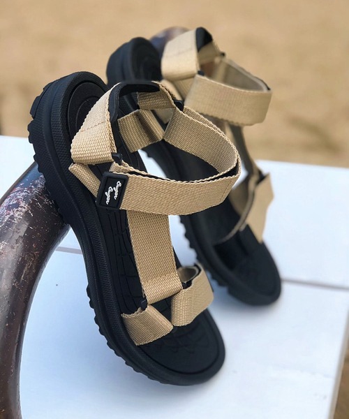 Sugar Sugar（シュガーシュガー）の「【SUGAR SUGAR シュガーシュガー】ベルクロスポーツサンダル（サンダル・レディース・ベージュ/ブラック・LL/S/L/M）」の22枚目の写真
