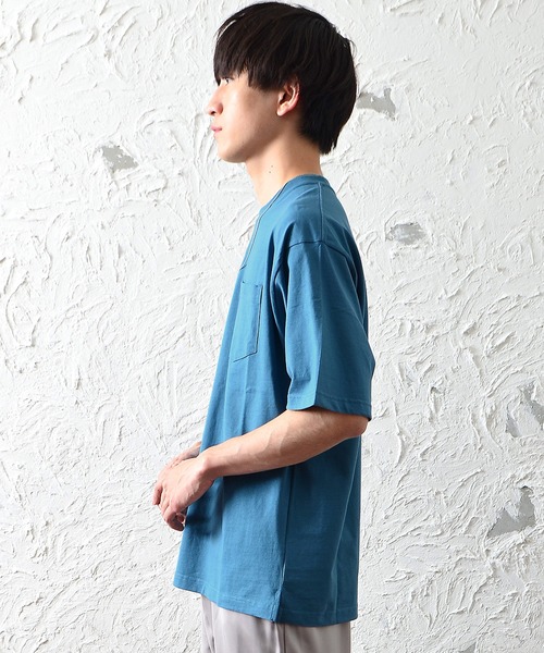 MinoriTY（マイノリティ）の「【MinoriTY】ヘビーウェイトUSAコットンビッグシルエットTシャツ ポケットTシャツ 無地 メンズ 秋服 夏服（Tシャツ/カットソー・メンズ・ホワイト/ブラック/ベージュ/ライトグリーン/ダークブルー/スモークピンク・M/L）」の17枚目の写真