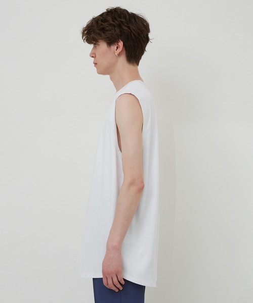 JUNRED(ジュンレッド)の「ルーズノースリーブカットソー(タンクトップ・メンズ・ホワイト/ブラック・S/M/L)」の6枚目の写真