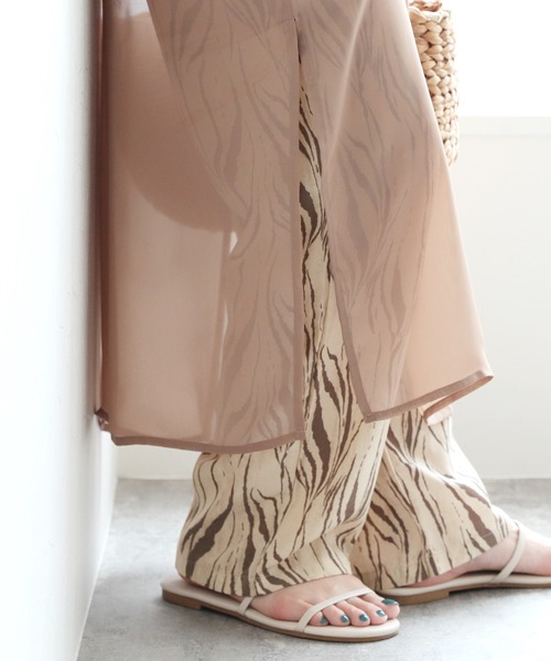 reca(レカ)の「ゼブラ柄プリントパンツ(その他パンツ・レディース・ブラウン/ベージュ・FREE)」の5枚目の写真