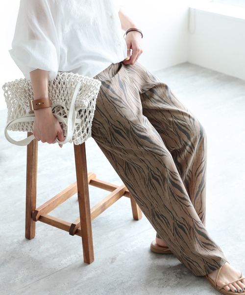 reca(レカ)の「ゼブラ柄プリントパンツ(その他パンツ・レディース・ブラウン/ベージュ・FREE)」の11枚目の写真