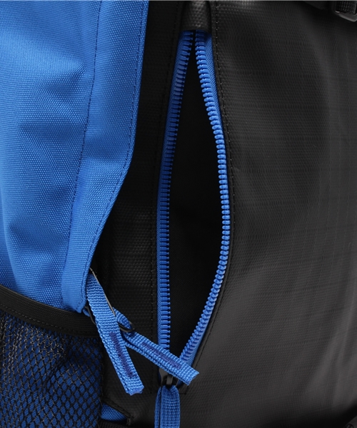 NIXON(ニクソン)の「NIXON BACKPACK SMITH 2(バックパック/リュック・メンズ・レッド/イエロー/ブルー・ONE SIZE)」の14枚目の写真