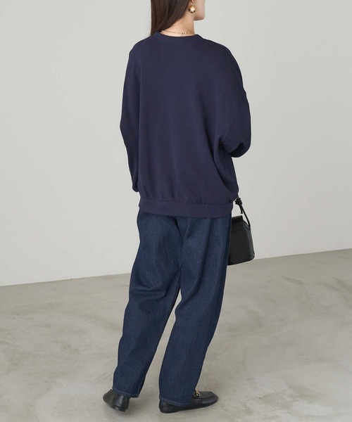 Chaco closet(チャコ クローゼット)の「"NEWYORK"カレッジロゴ風ボリュームスリーブスウェット(スウェット・レディース・ベージュ/ネイビー/カーキ・FREE)」の18枚目の写真