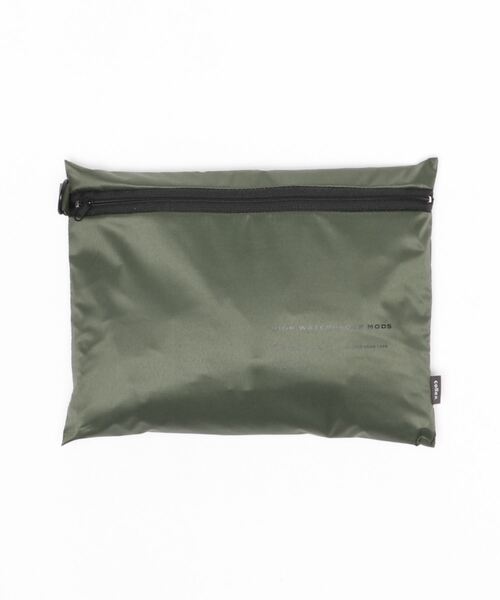KiU（キウ）の「【KiU×collex】 ハイウォータープルーフモッズ レインコート 収納袋付き（レインコート/ポンチョ・レディース・カーキ・フリー）」の5枚目の写真