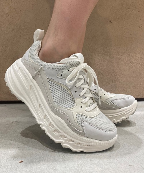 UGG（アグ）の「UGG CA805 Mesh / アグ シーエー805 メッシュ