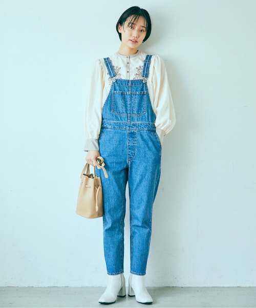 ANGIE（アンジー）の「デニムオーバーオール（サロペット/オーバーオール・レディース・ブラック/ブルー・MEDIUM/LARGE）」の4枚目の写真