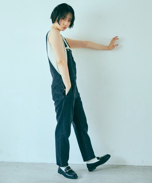 ANGIE（アンジー）の「デニムオーバーオール（サロペット/オーバーオール・レディース・ブラック/ブルー・MEDIUM/LARGE）」の12枚目の写真