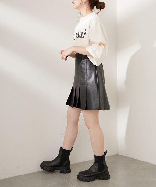 Chico（チコ）の「短丈ダメージロゴロンT（Tシャツ/カットソー・レディース・ブラック/グレー/グリーン/アイボリー・FREE）」の11枚目の写真